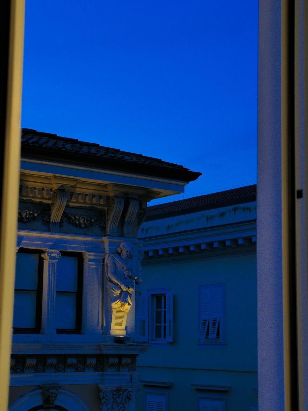 Casa Vacanze Trieste - Vista Piazza Unita Extérieur photo